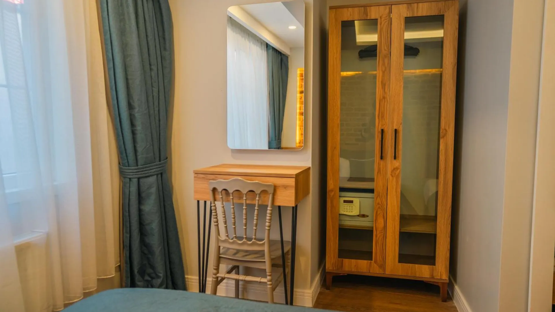 Taksim Santa Lucia Hotel İstanbul