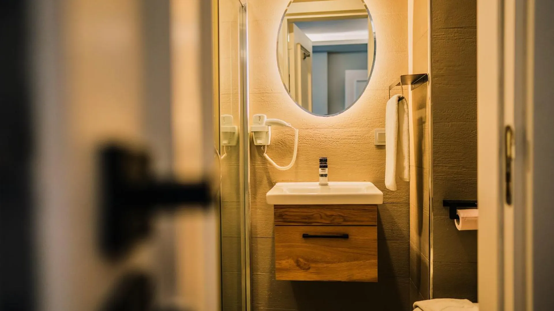 Taksim Santa Lucia Hotel İstanbul Türkiye