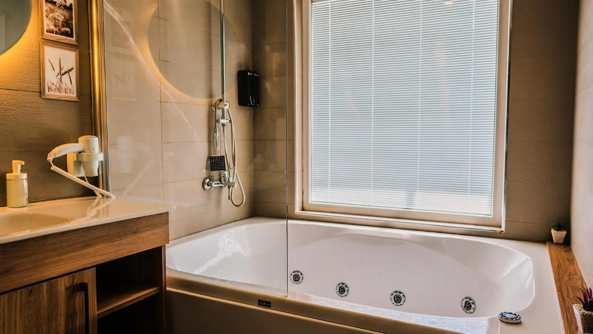 Taksim Santa Lucia Hotel Istanbul