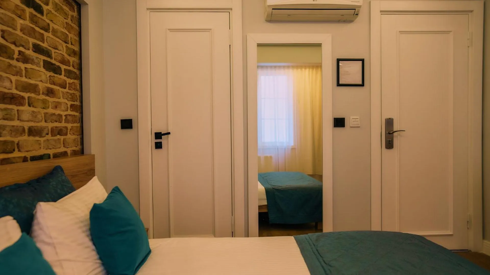 Taksim Santa Lucia Hotel İstanbul Türkiye