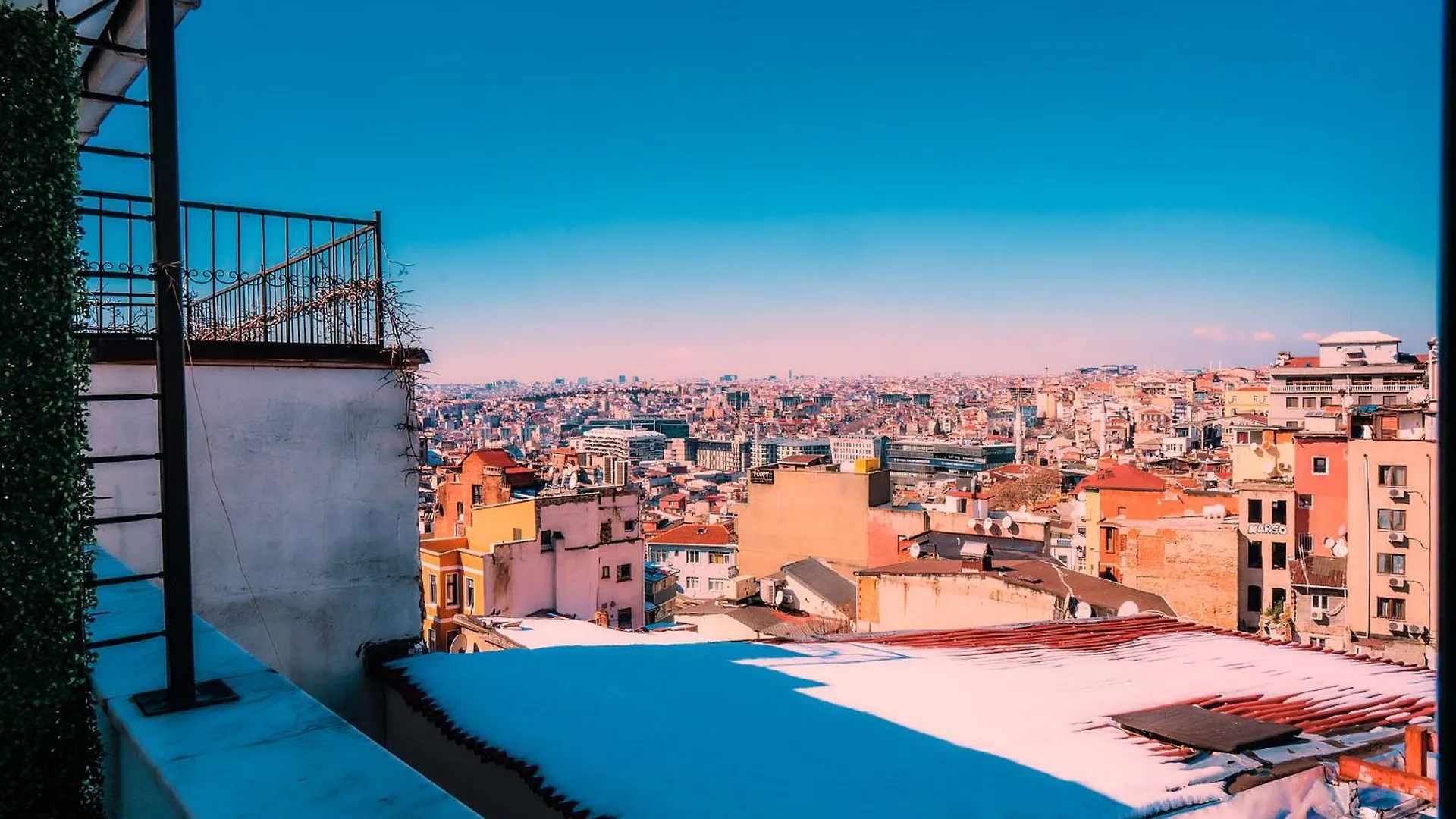 Taksim Santa Lucia Hotel İstanbul 0*,