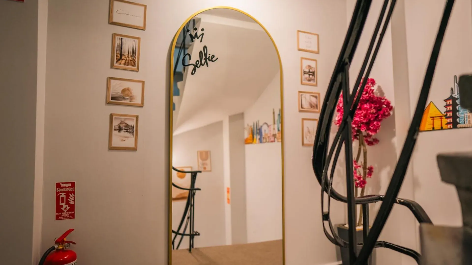 Taksim Santa Lucia Hotel 伊斯坦布尔 0*,