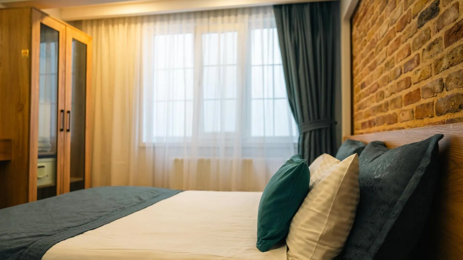 Taksim Santa Lucia Hotel 伊斯坦布尔